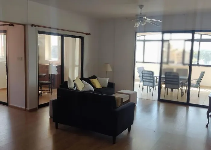 Poseidon 502 Penthouse Appartement *